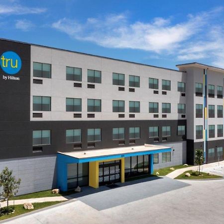 Tru By Hilton San Antonio North Hotel Buitenkant foto